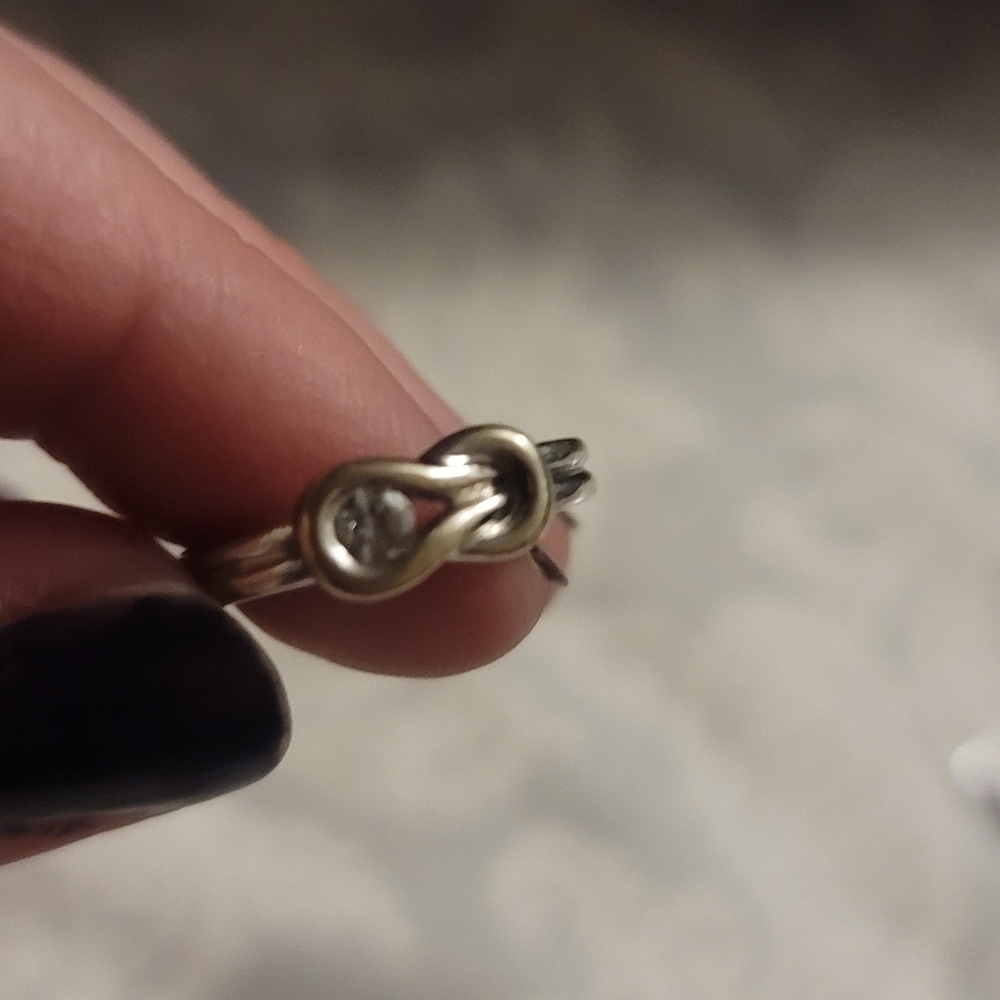 Diamond ring